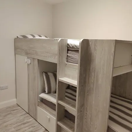 Crow's Nest - 4 - Self Catering *