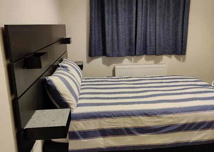 Crow's Nest - 4 - Self Catering شقة